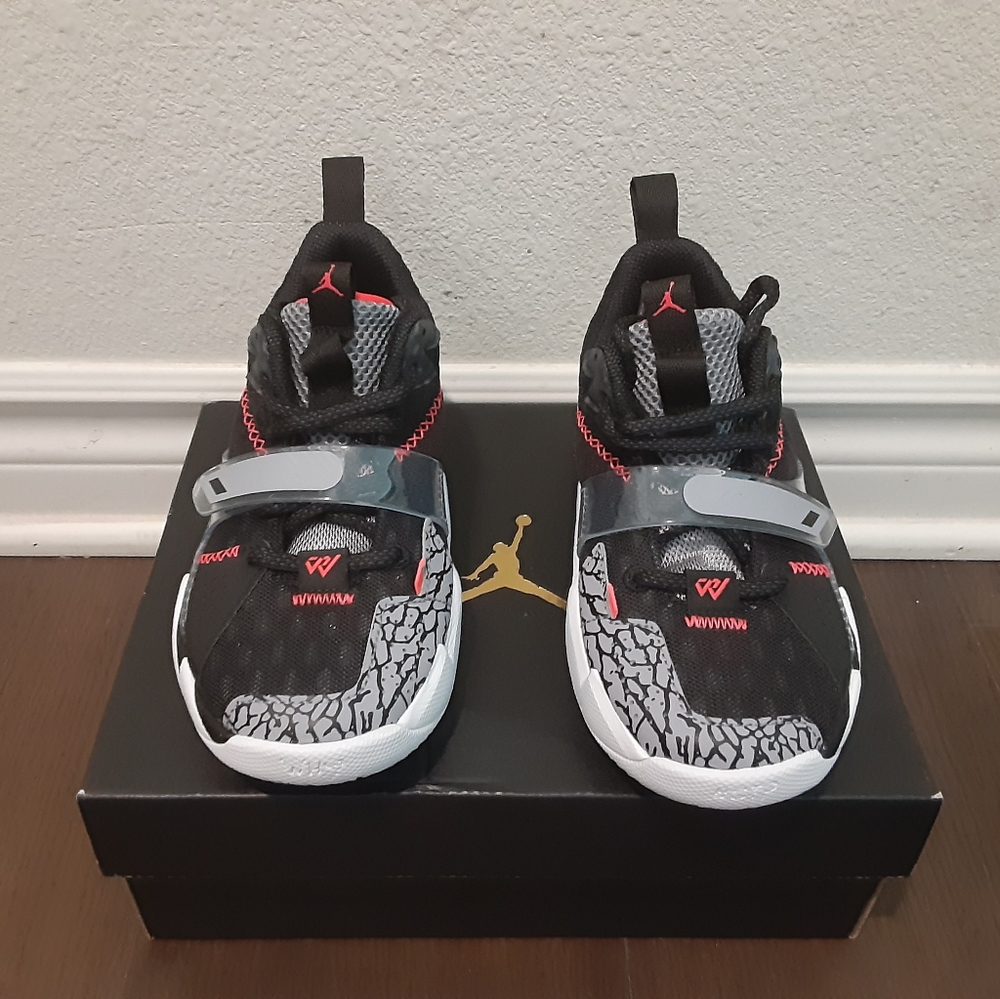 Jordan - Picture 4 of 4